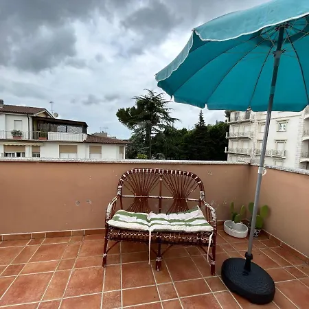 Un Tetto Per 2 Apartment *